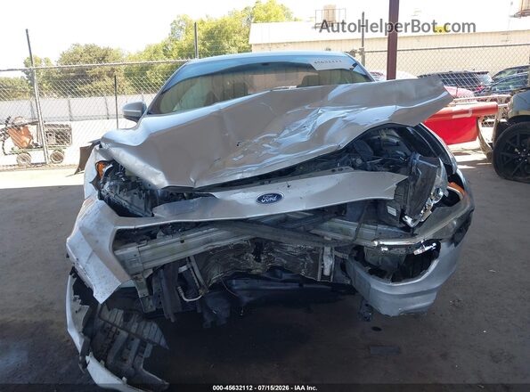 3FA6P0H71HR183207 2017 FORD FUSION Серебряный Вид спереди