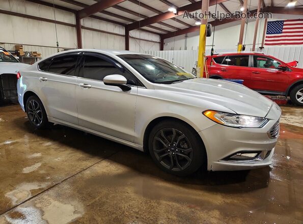 3FA6P0H71JR113700 2018 FORD FUSION Silver Delantero derecho