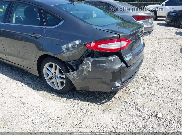 3FA6P0H72GR300159 2016 FORD FUSION Silver Widok z przodu