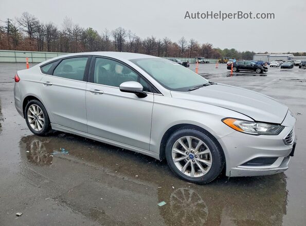 3FA6P0H72HR265480 2017 FORD FUSION Серебряный Передняя правая четверть