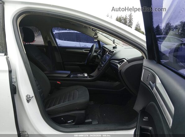 3FA6P0H72HR356054 2017 FORD FUSION White Widok wnętrza z przodu