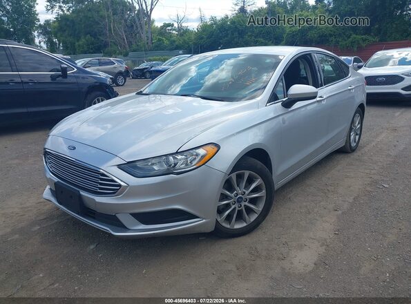 3FA6P0H73HR297340 2017 FORD FUSION Серебряный Передняя левая четверть