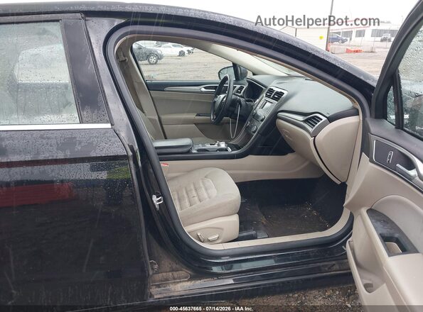 3FA6P0H73JR140557 2018 FORD FUSION Черный Вид салона спереди