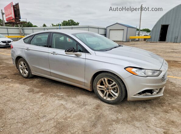 3FA6P0H73JR262870 2018 FORD FUSION Silver Front right