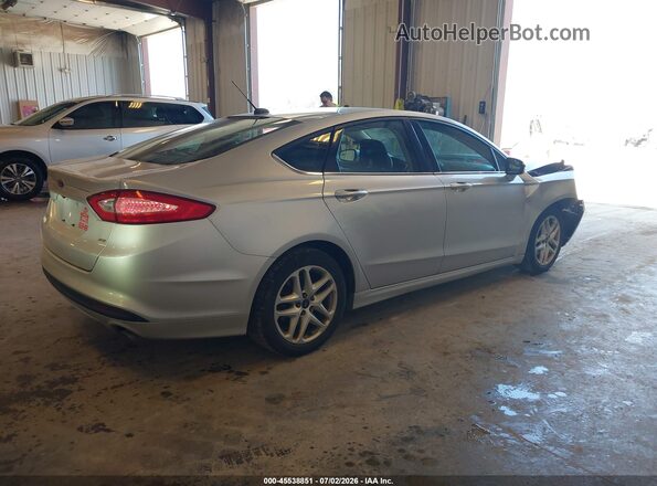 3FA6P0H74GR150877 2016 FORD FUSION Silver Tył prawy