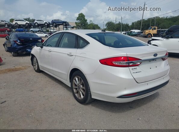 3FA6P0H74HR402970 2017 FORD FUSION White Tył lewy
