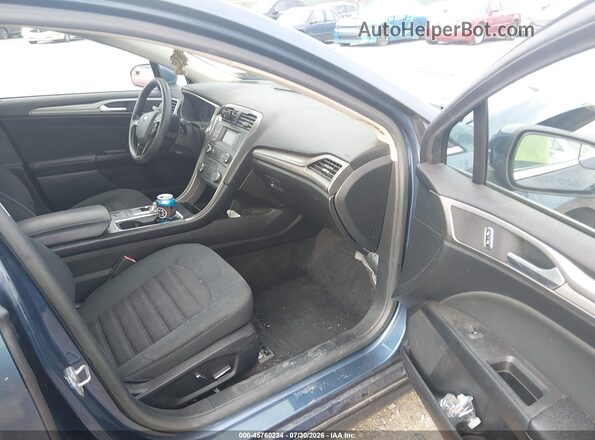 3FA6P0H74JR135027 2018 FORD FUSION Blue Widok wnętrza z przodu