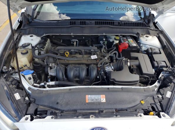 3FA6P0H75GR200461 2016 FORD FUSION White Rear interior view