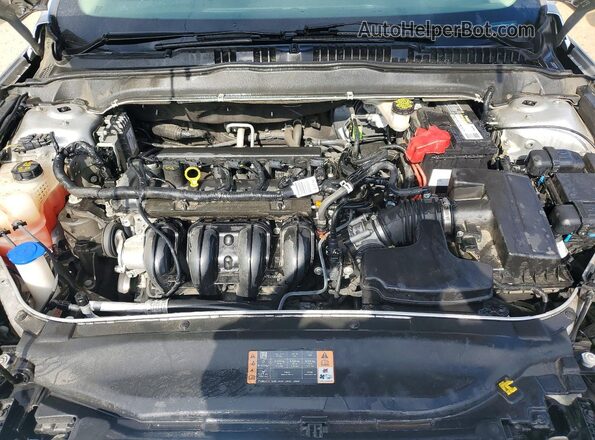 3FA6P0H75JR250056 2018 FORD FUSION Silver Widok wnętrza z tyłu