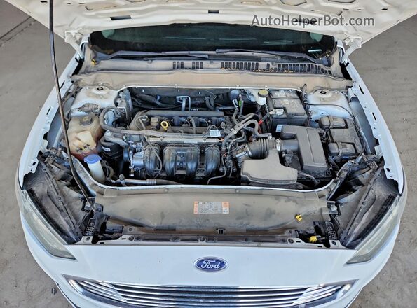 3FA6P0H75LR129143 2020 FORD FUSION White Rear interior view