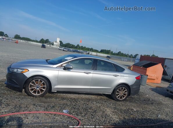 3FA6P0H76HR151353 2017 FORD FUSION Silver 360 interior view