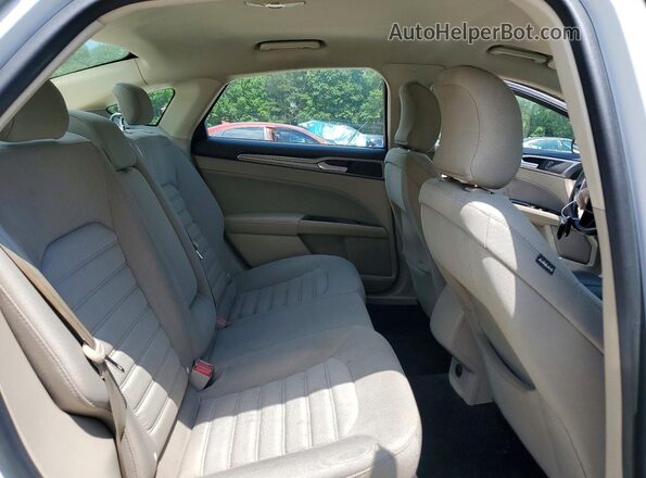 3FA6P0H76HR375111 2017 FORD FUSION White Вид задніх сидінь