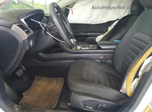3FA6P0H76HR383306 2017 FORD FUSION White Widok wnętrza z przodu