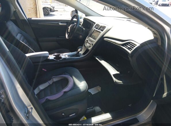 3FA6P0H77GR190239 2016 FORD FUSION Silver Սալոնի դիմացի տեսք
