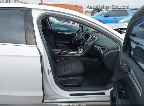 3FA6P0H77GR346022 2016 FORD FUSION White Vista interior delantera
