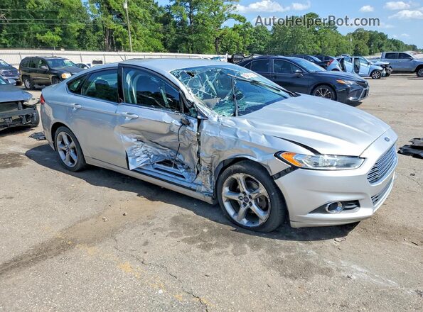3FA6P0H77GR377366 2016 FORD FUSION Silver Delantero derecho