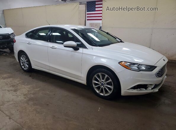3FA6P0H77HR170557 2017 FORD FUSION White Передня права чверть