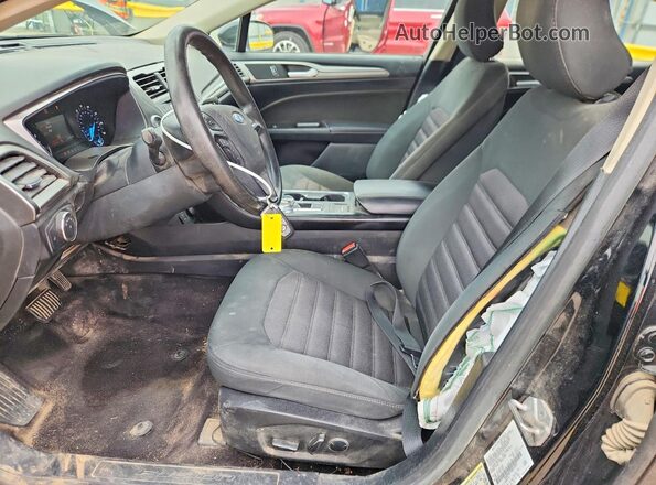 3FA6P0H77HR214945 2017 FORD FUSION Черный Вид салона спереди