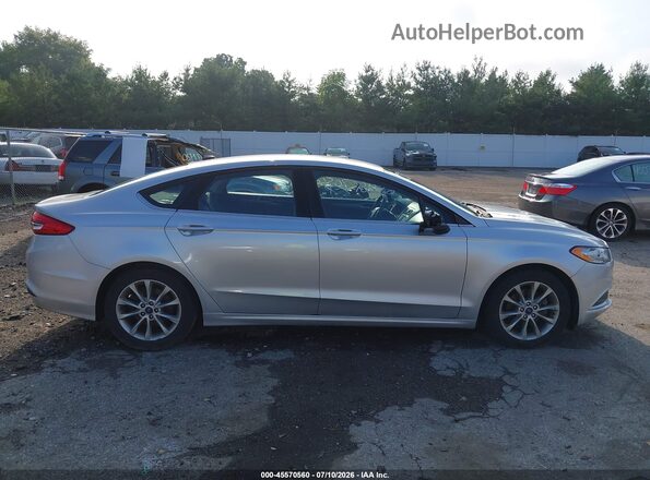 3FA6P0H77HR235603 2017 FORD FUSION Silver უკანა სალონის ხედი