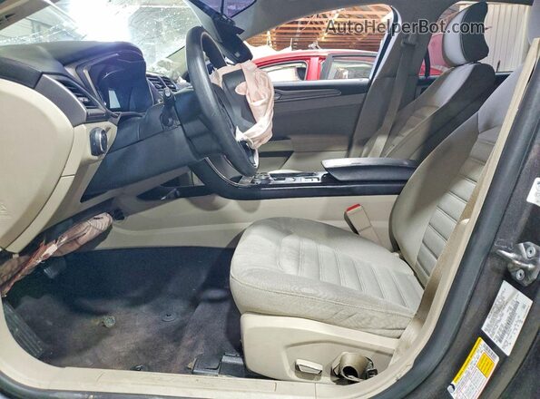 3FA6P0H78HR369956 2017 FORD FUSION Gray Widok wnętrza z przodu