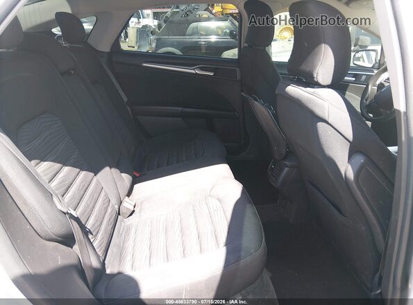 3FA6P0H79GR147585 2016 FORD FUSION White VIN կոդի պիտակի տեսք