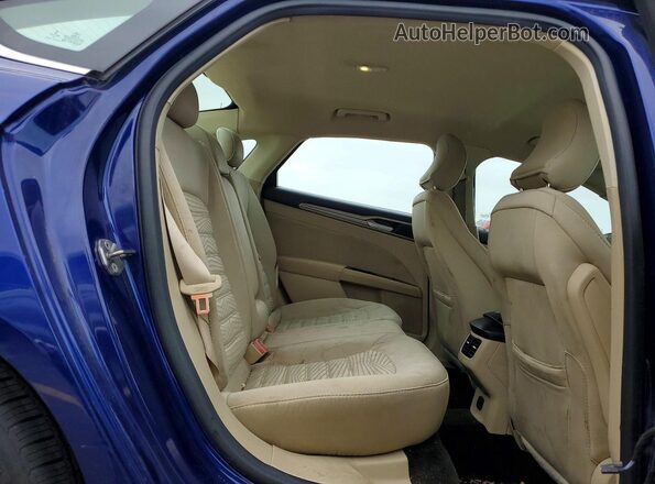 3FA6P0H79GR242227 2016 FORD FUSION Blue Vista de los asientos traseros