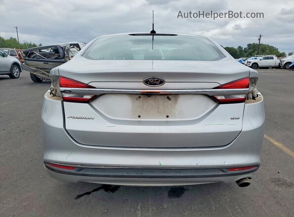 3FA6P0H79HR111302 2017 FORD FUSION Серебряный Вид сзади