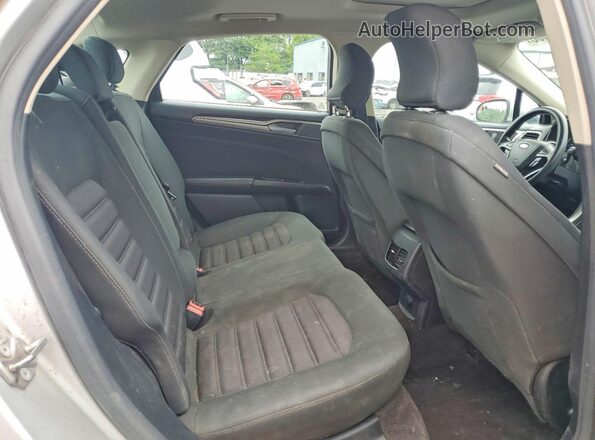 3FA6P0H79HR111302 2017 FORD FUSION Серебряный Вид задних сидений
