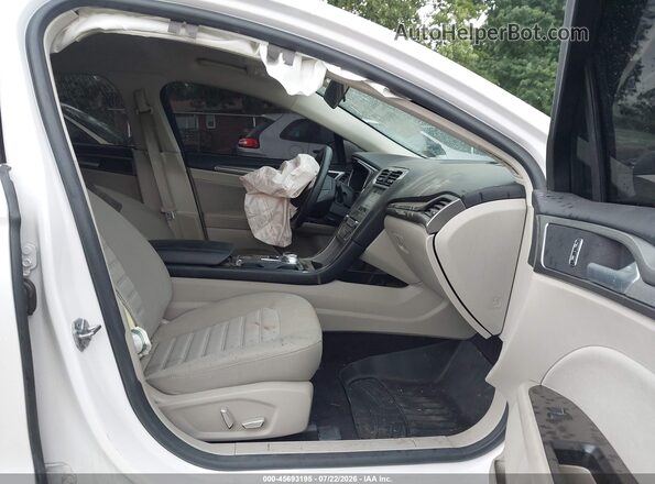 3FA6P0H79HR212680 2017 FORD FUSION White Front interior view
