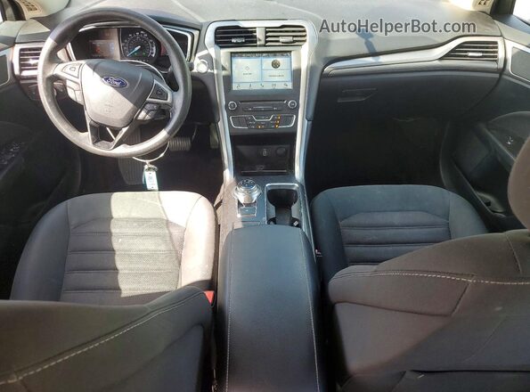 3FA6P0H79HR309247 2017 FORD FUSION Red Առջևի վահանակի տեսք