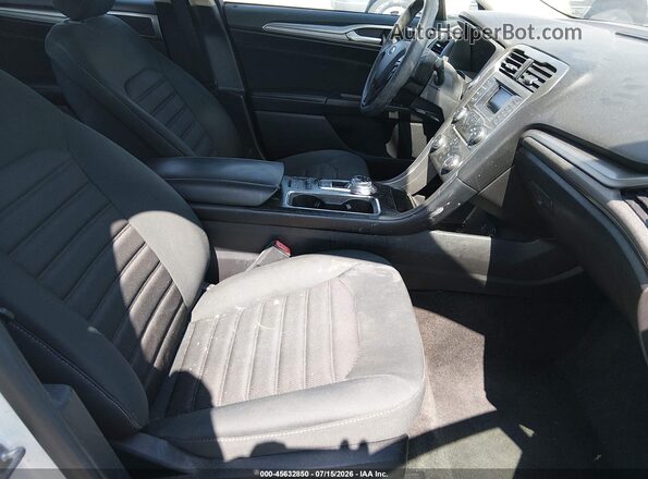 3FA6P0H79JR270178 2018 FORD FUSION White Front interior view