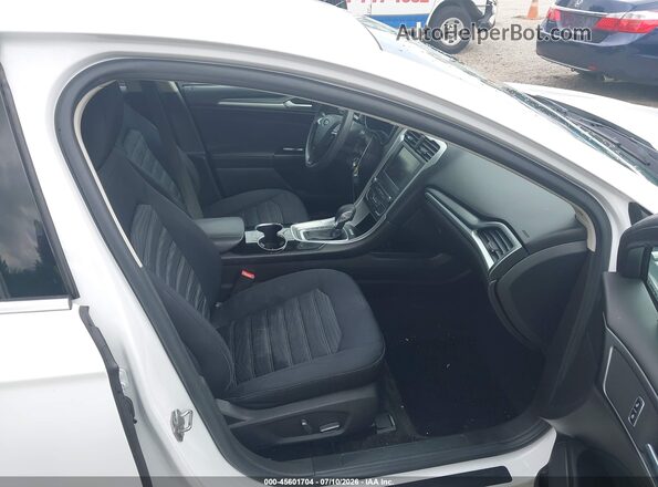 3FA6P0H7XGR380357 2016 FORD FUSION White Вид салону спереду