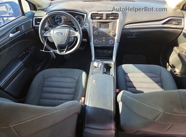 3FA6P0H7XHR201235 2017 FORD FUSION Blue Dashboard view