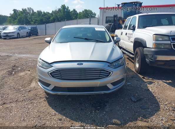 3FA6P0H7XJR107085 2018 FORD FUSION Silver ხელსაწყოთა პანელის ხედი