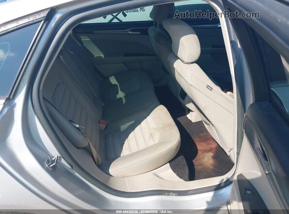 3FA6P0H7XJR107085 2018 FORD FUSION Silver VIN კოდის სტიკერის ხედი