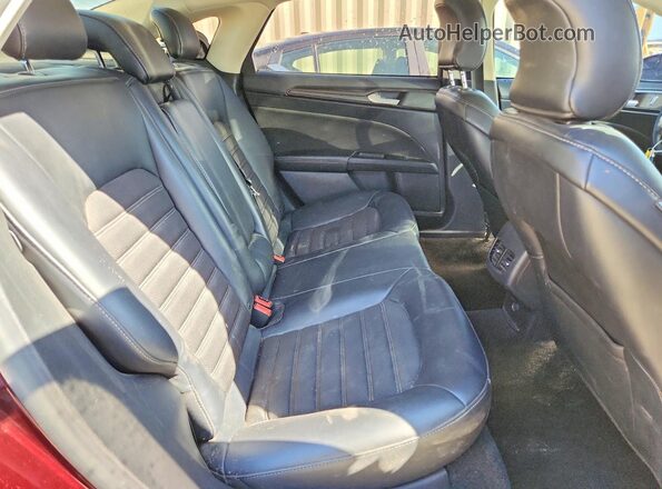 3FA6P0H7XJR110567 2018 FORD FUSION Burgundy უკანა სავარძლების ხედი