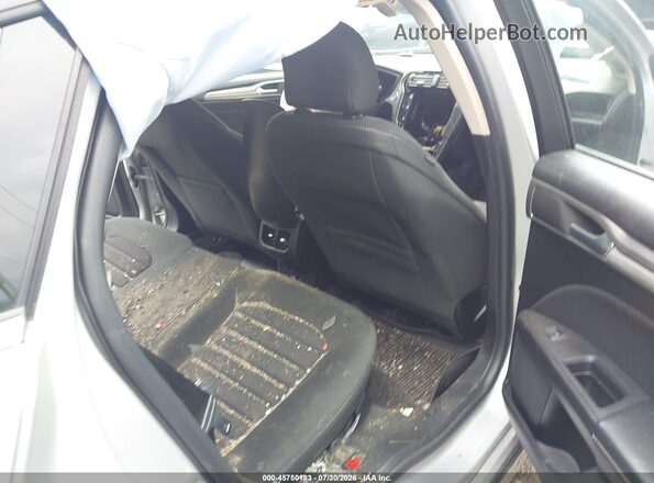 3FA6P0H7XJR270772 2018 FORD FUSION Silver VIN կոդի պիտակի տեսք