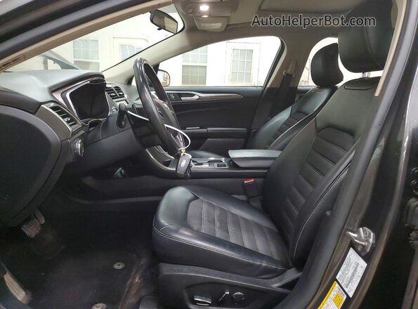 3FA6P0H90HR266399 2017 FORD FUSION Gray წინა სალონის ხედი