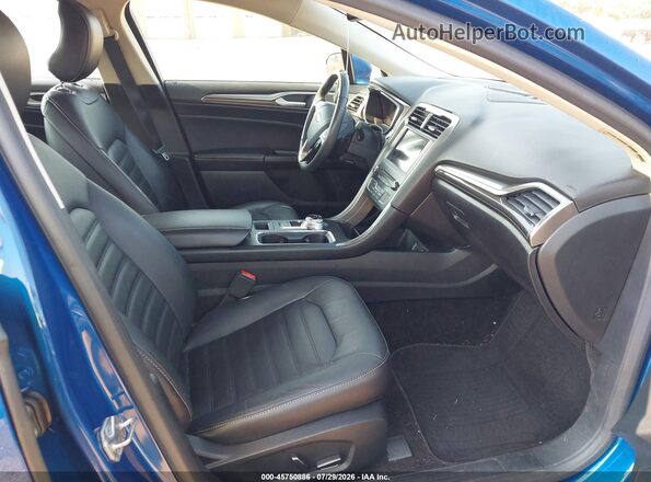 3FA6P0H93HR166247 2017 FORD FUSION Blue Front interior view