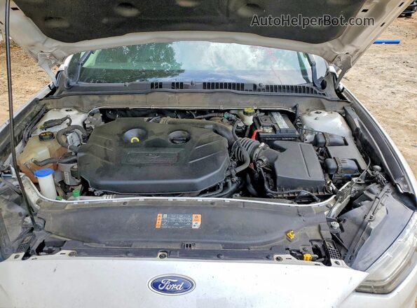 3FA6P0H98JR183745 2018 FORD FUSION White Widok wnętrza z tyłu