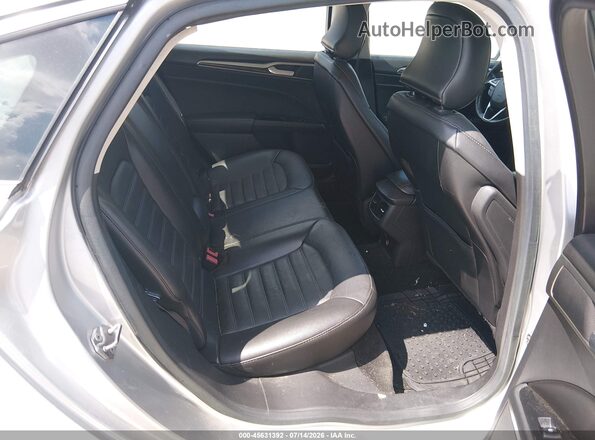 3FA6P0HD0GR149876 2016 FORD FUSION Silver Rear seats view