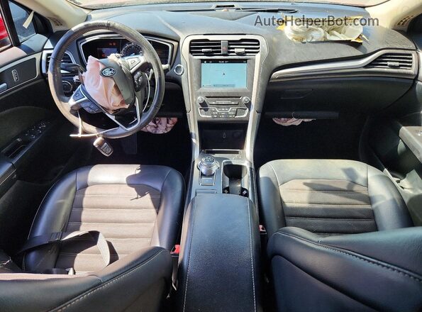3FA6P0HD0HR222178 2017 FORD FUSION Red Vista del salpicadero