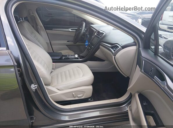 3FA6P0HD0HR289976 2017 FORD FUSION Серый Вид салона спереди