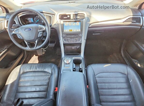 3FA6P0HD0HR310177 2017 FORD FUSION Бордовый Вид панели приборов