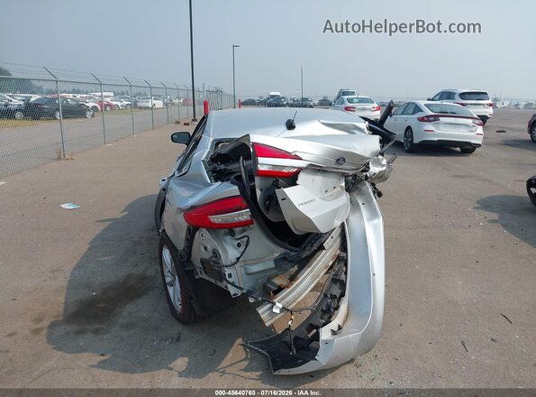 3FA6P0HD0JR154339 2018 FORD FUSION Silver წინა ხედი
