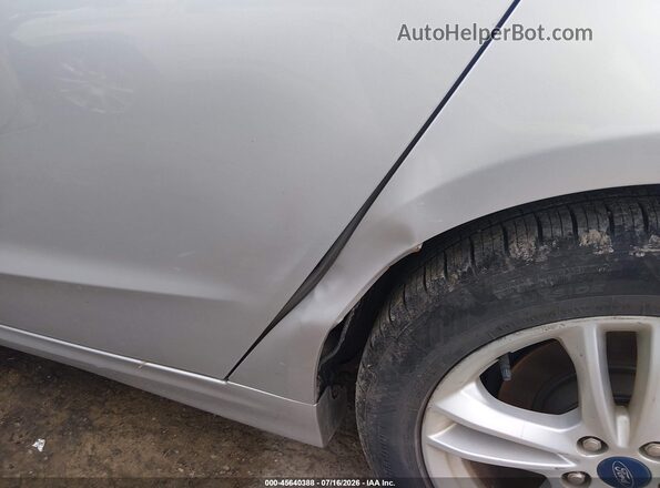3FA6P0HD0JR229234 2018 FORD FUSION Silver Front view