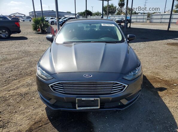 3FA6P0HD0JR232666 2018 FORD FUSION Gray Widok z przodu