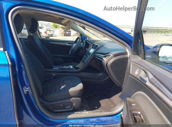 3FA6P0HD1HR251012 2017 FORD FUSION Синий Вид салона спереди