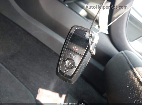 3FA6P0HD1HR304100 2017 FORD FUSION Red Dashboard view
