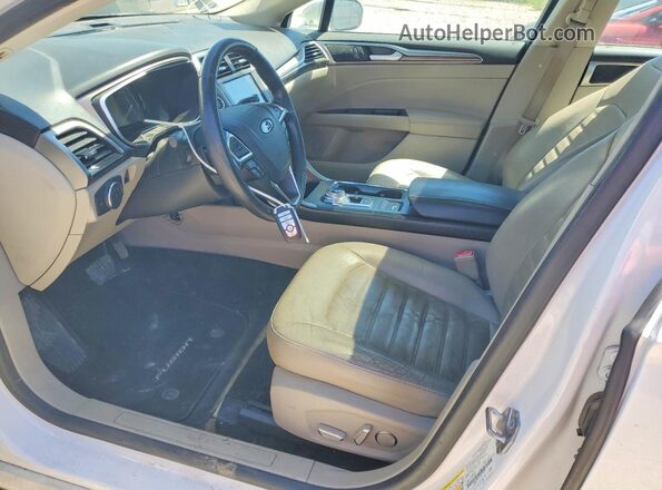 3FA6P0HD1JR212927 2018 FORD FUSION White Widok wnętrza z przodu